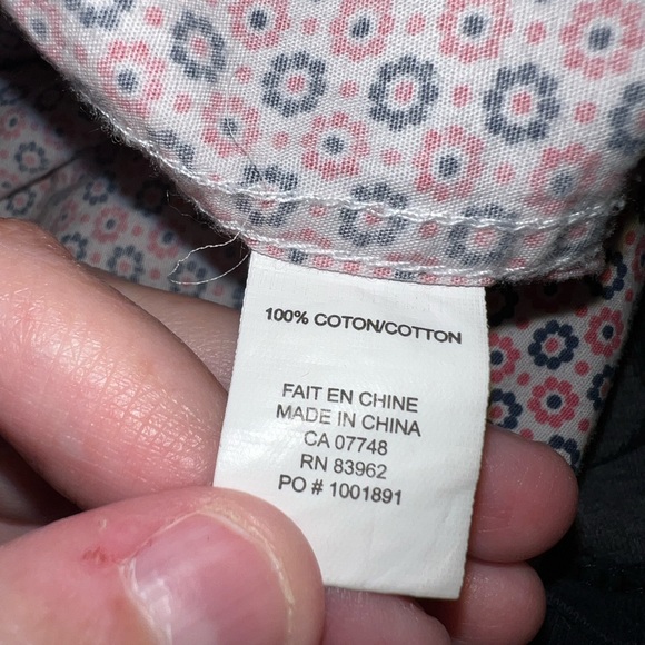 Soul Of London Ditzy Flower Button Up - Picture 10 of 12